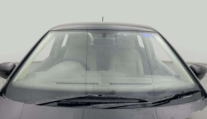 2014 Skoda Rapid 1.6 MPI AMBITION PLUS AT, Petrol, Automatic, 87,516 km, Front Windshield