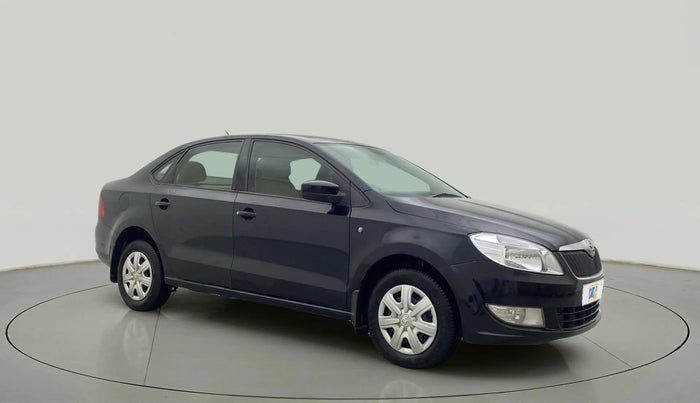 2014 Skoda Rapid 1.6 MPI AMBITION PLUS AT, Petrol, Automatic, 87,516 km, Right Front Diagonal