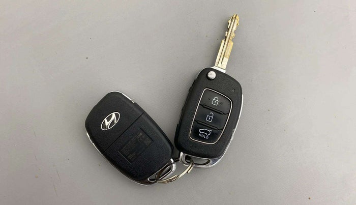 2022 Hyundai Creta EX 1.5 PETROL, Petrol, Manual, 77,150 km, Key Close Up
