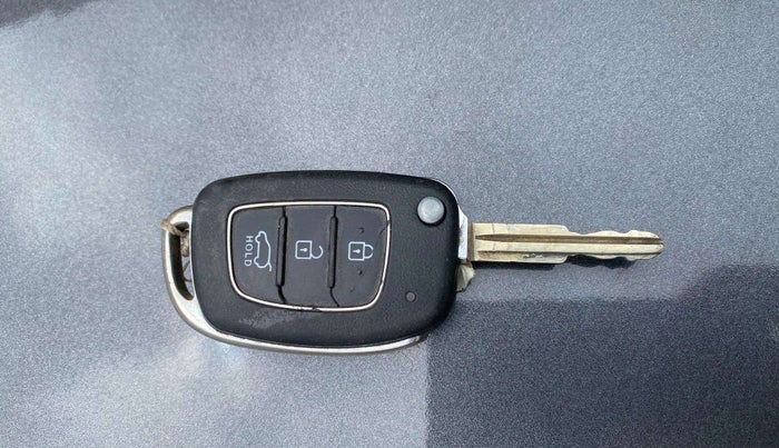2020 Hyundai Elite i20 SPORTZ PLUS 1.2, Petrol, Manual, 54,638 km, Key Close Up