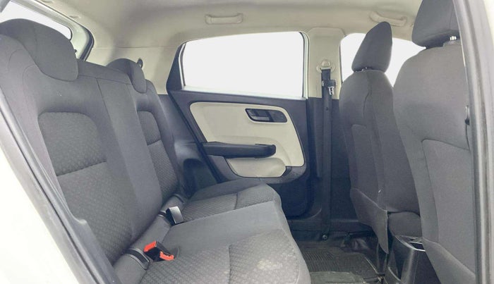 2022 Tata ALTROZ XT I-TURBO PETROL, Petrol, Manual, 32,179 km, Right Side Rear Door Cabin