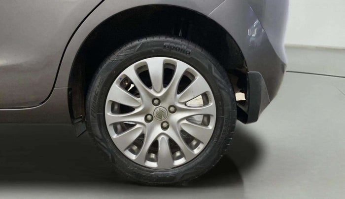 2016 Maruti Baleno ALPHA PETROL 1.2, Petrol, Manual, 43,301 km, Left Rear Wheel