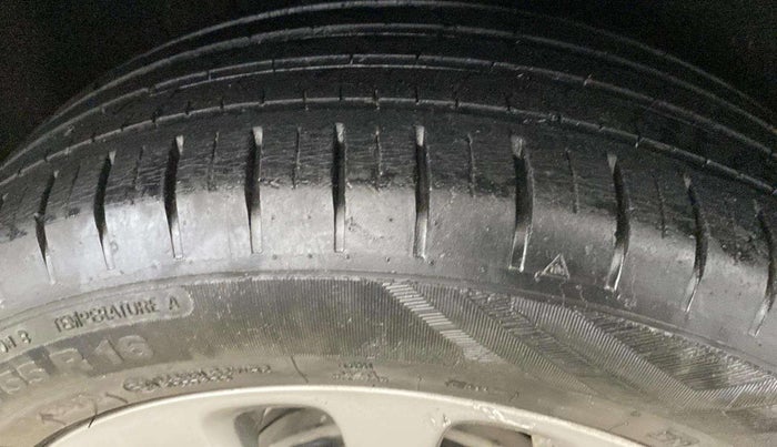 2016 Maruti Baleno ALPHA PETROL 1.2, Petrol, Manual, 43,301 km, Left Front Tyre Tread