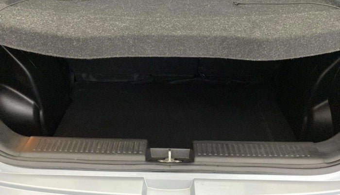 2023 Maruti FRONX ALPHA 1.0 TURBO MT, Petrol, Manual, 2,744 km, Boot Open Zoomed View