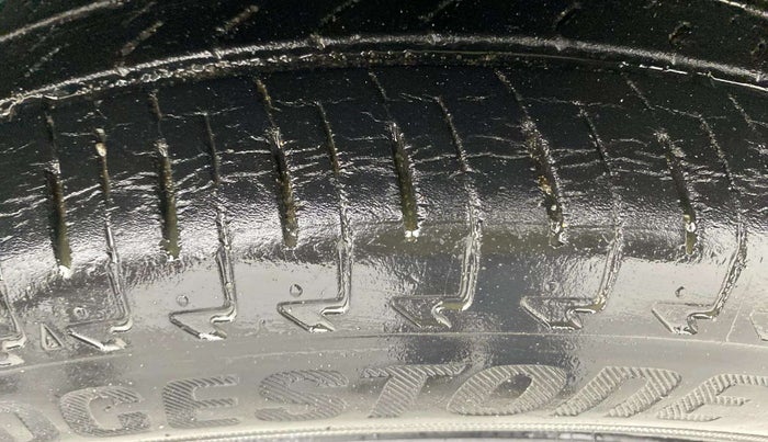 2018 Maruti IGNIS DELTA 1.2, Petrol, Manual, 33,150 km, Right Front Tyre Tread