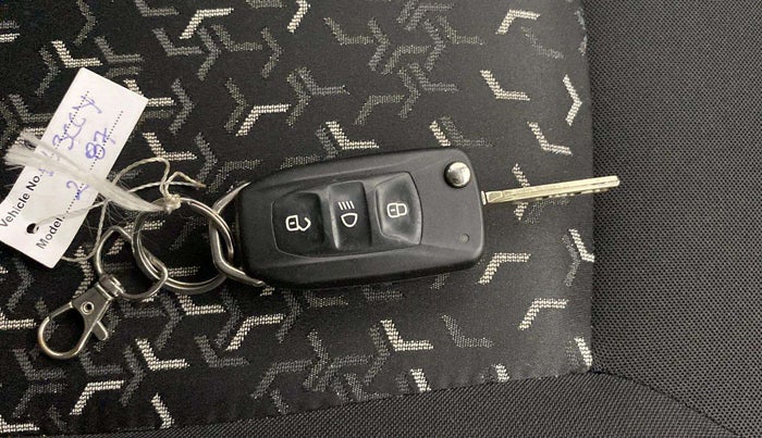 2023 Tata Tiago XZ PLUS CNG, CNG, Manual, 39,394 km, Key Close Up