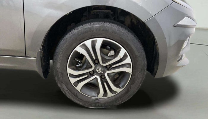 2023 Tata Tiago XZ PLUS CNG, CNG, Manual, 39,394 km, Right Front Wheel