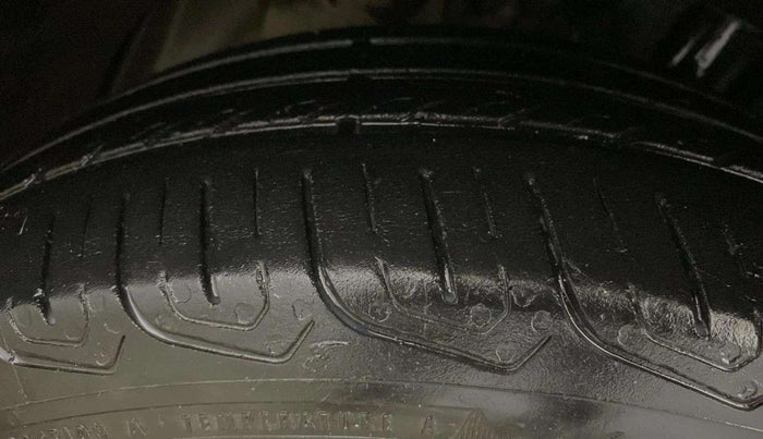 2023 Tata Tiago XZ PLUS CNG, CNG, Manual, 39,394 km, Right Front Tyre Tread