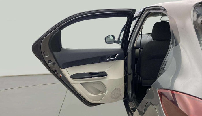 2023 Tata Tiago XZ PLUS CNG, CNG, Manual, 39,394 km, LHS Rear Door