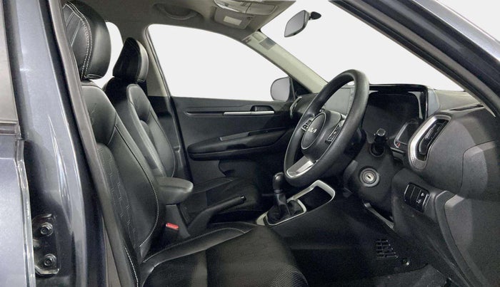 2022 KIA SONET HTK PLUS 1.2, Petrol, Manual, 38,640 km, Right Side Front Door Cabin