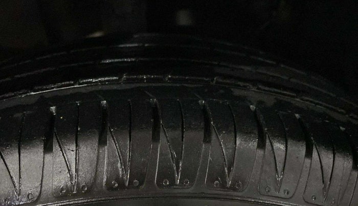 2022 KIA SONET HTK PLUS 1.2, Petrol, Manual, 38,640 km, Left Front Tyre Tread