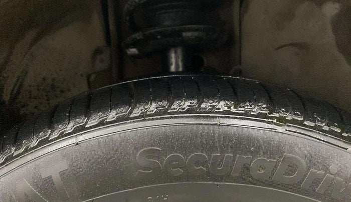 2022 Tata Tiago XZ PLUS PETROL, CNG, Manual, 62,402 km, Right Front Tyre Tread
