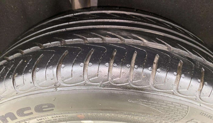 2021 Ford Ecosport TITANIUM + 1.5L PETROL AT, Petrol, Automatic, 15,555 km, Right Rear Tyre Tread