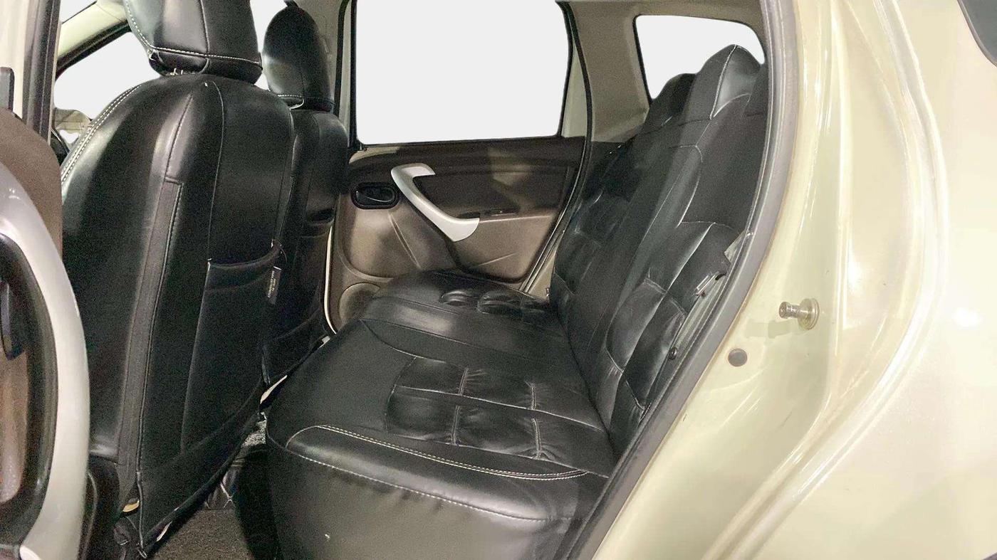 2018 Renault Duster 85 PS RXE DIESEL, Diesel, Manual, 81,384 km, Right Side Rear Door Cabin