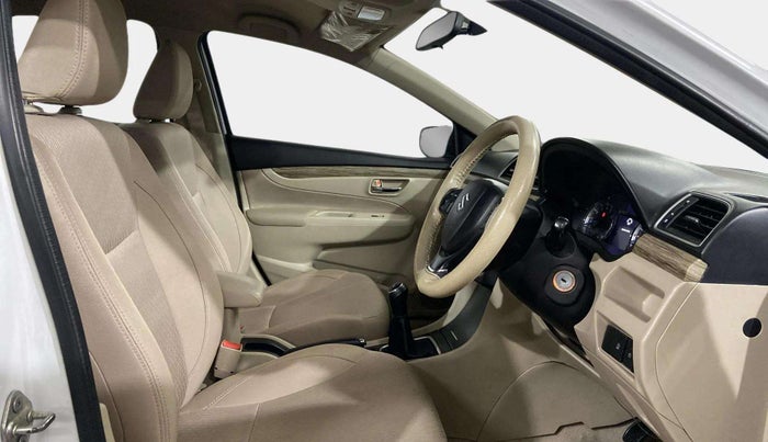 2020 Maruti Ciaz DELTA 1.5 SHVS MT PETROL, Petrol, Manual, 66,689 km, Right Side Front Door Cabin
