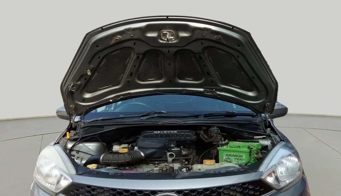 2018 Tata Tiago XT PETROL, Petrol, Manual, 53,144 km, Open Bonet