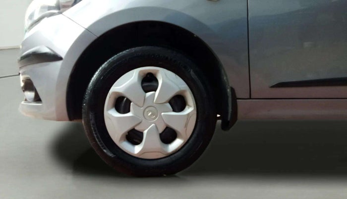 2018 Tata Tiago XT PETROL, Petrol, Manual, 53,144 km, Left Front Wheel