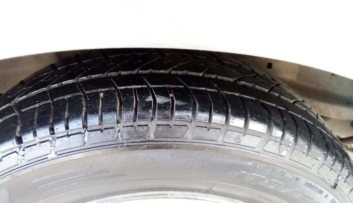 2018 Tata Tiago XT PETROL, Petrol, Manual, 53,144 km, Right Rear Tyre Tread
