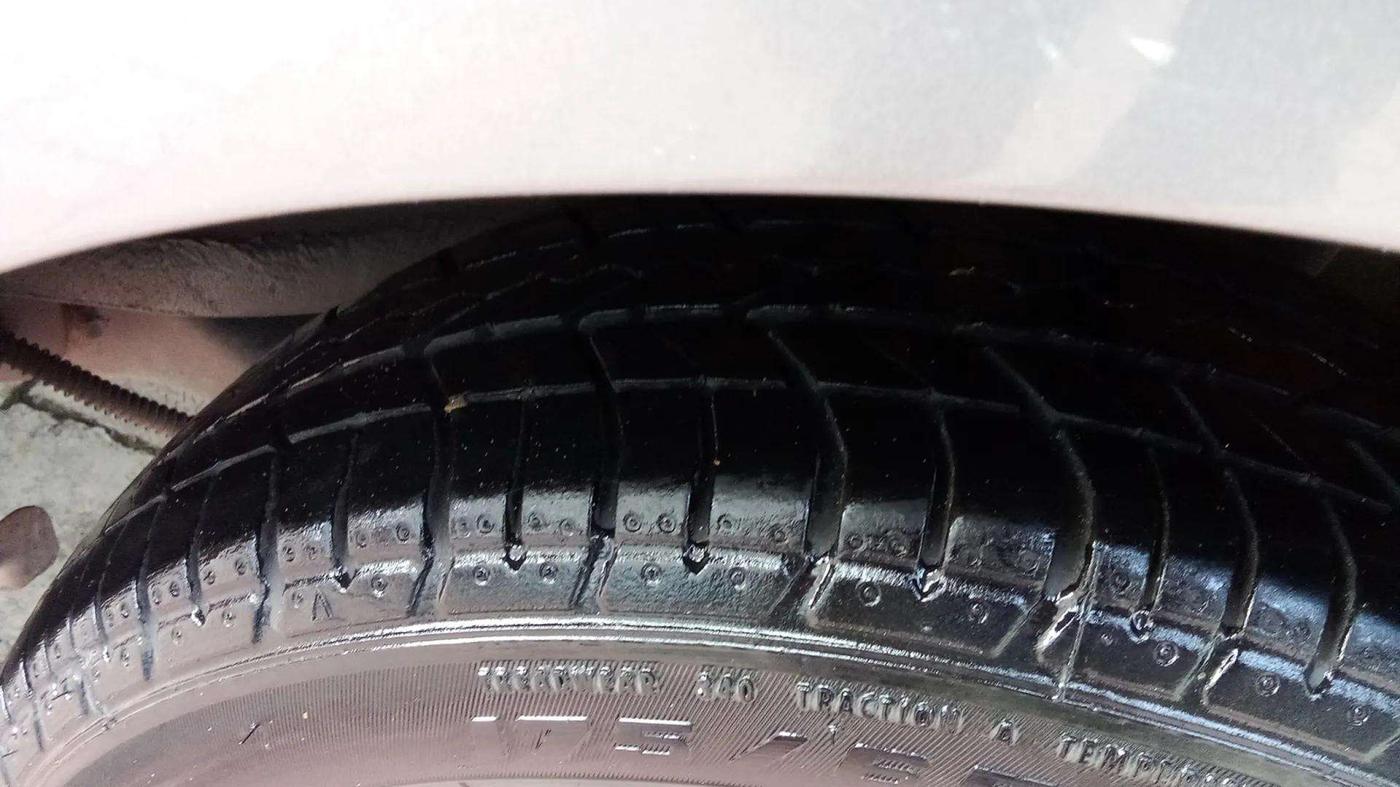 2018 Tata Tiago XT PETROL, Petrol, Manual, 53,144 km, Left Rear Tyre Tread