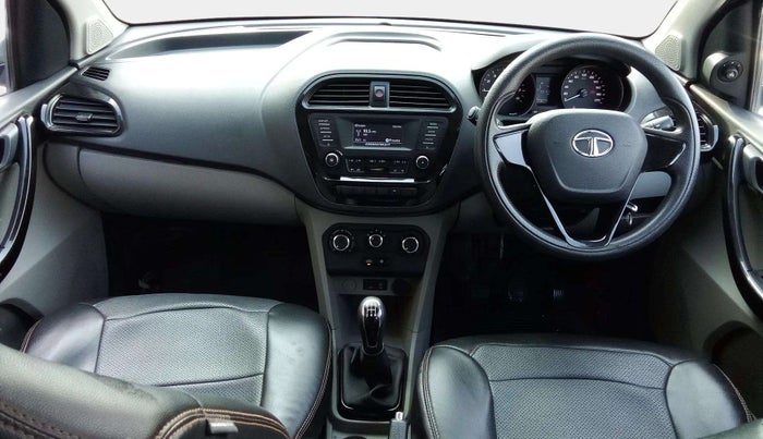 2018 Tata Tiago XT PETROL, Petrol, Manual, 53,144 km, Dashboard