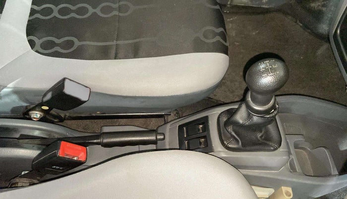 2016 Maruti Alto 800 LXI, Petrol, Manual, 27,200 km, Gear Lever