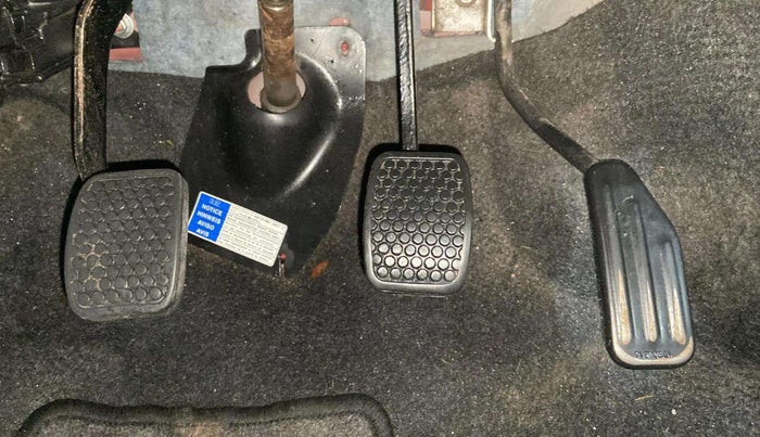 2016 Maruti Alto 800 LXI, Petrol, Manual, 27,200 km, Pedals