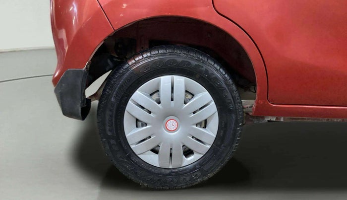 2016 Maruti Alto 800 LXI, Petrol, Manual, 27,200 km, Right Rear Wheel