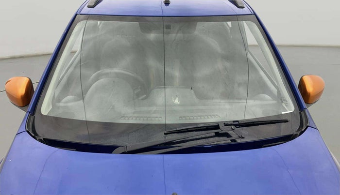 2018 Renault Kwid CLIMBER 1.0, Petrol, Manual, 48,219 km, Front Windshield