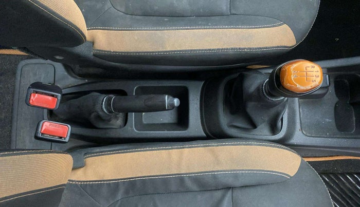 2018 Renault Kwid CLIMBER 1.0, Petrol, Manual, 48,219 km, Gear Lever