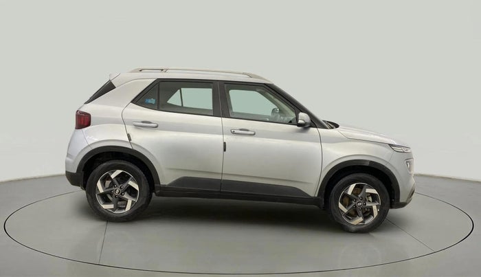 2020 Hyundai VENUE SX 1.4 CRDI, Diesel, Manual, 31,544 km, Right Side View
