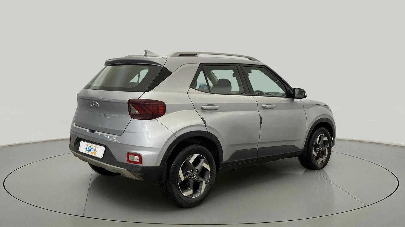 2020 Hyundai VENUE SX 1.5 CRDI, Diesel, Manual, 31,701 km, Right Back Diagonal
