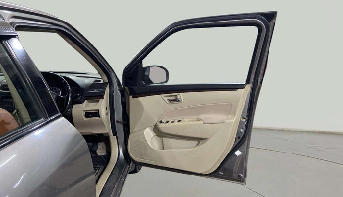 2013 Maruti Swift Dzire VXI, CNG, Manual, 65,518 km, RHS Front Door