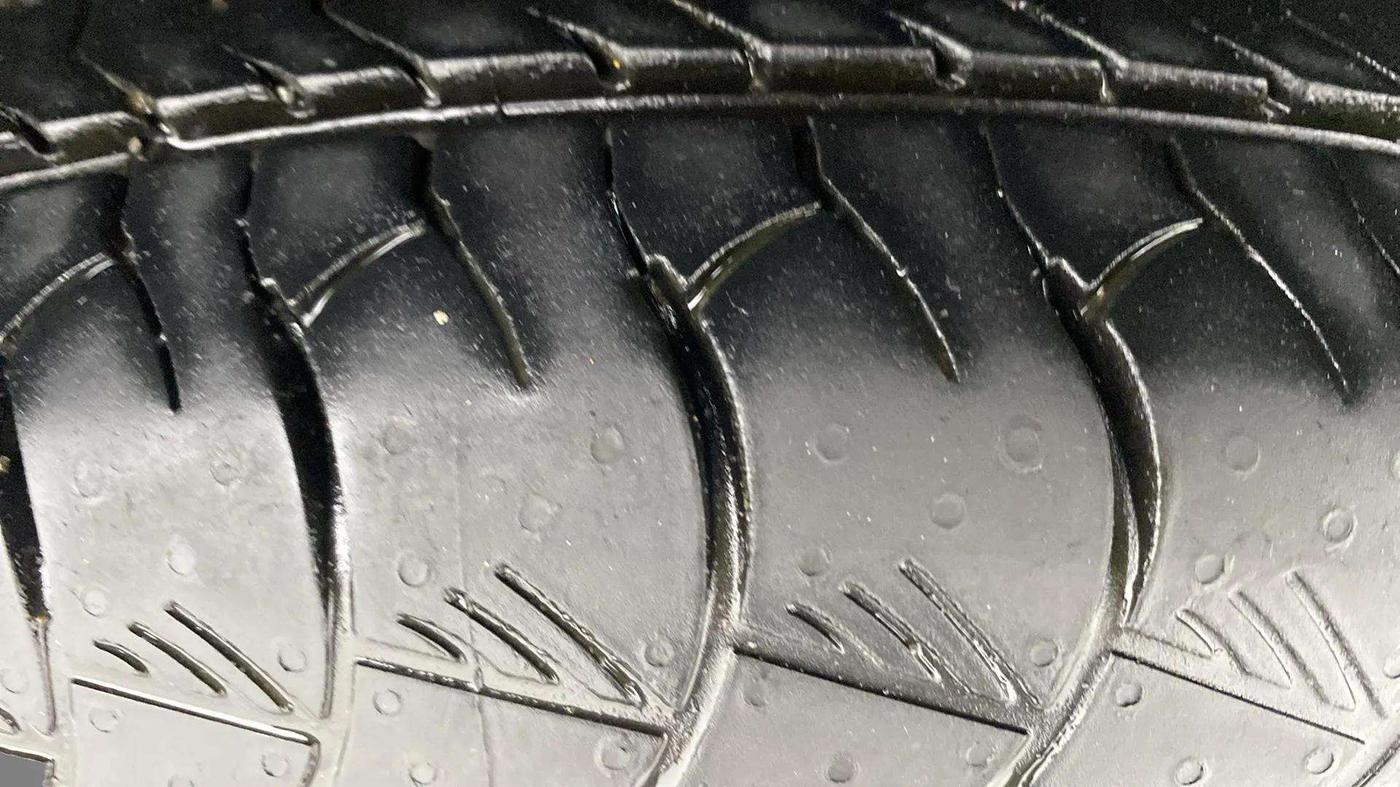 2018 Renault Duster RXS CVT, Petrol, Automatic, 71,315 km, Right Rear Tyre Tread