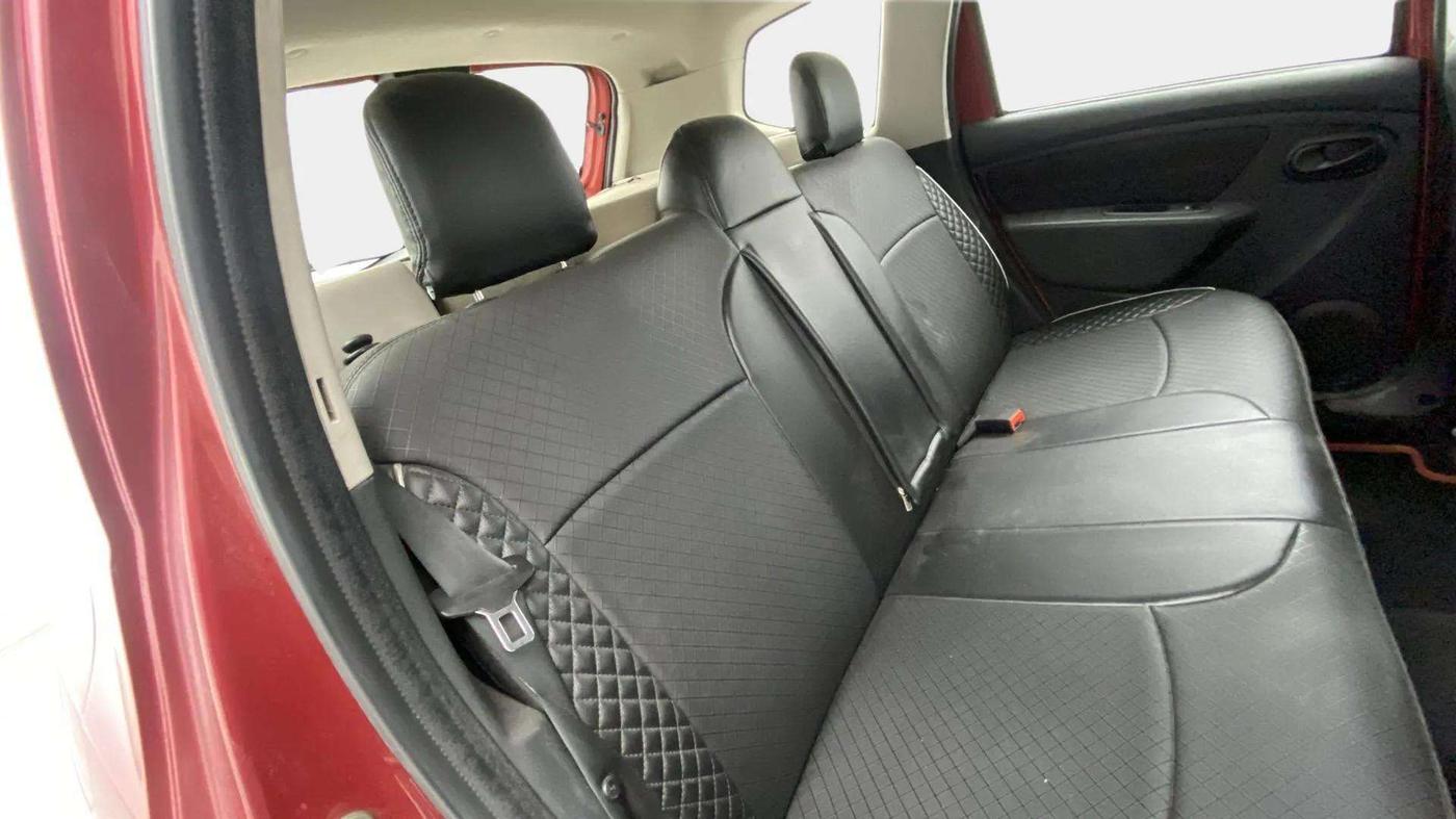 2018 Renault Duster RXS CVT, Petrol, Automatic, 71,315 km, Right Side Rear Door Cabin