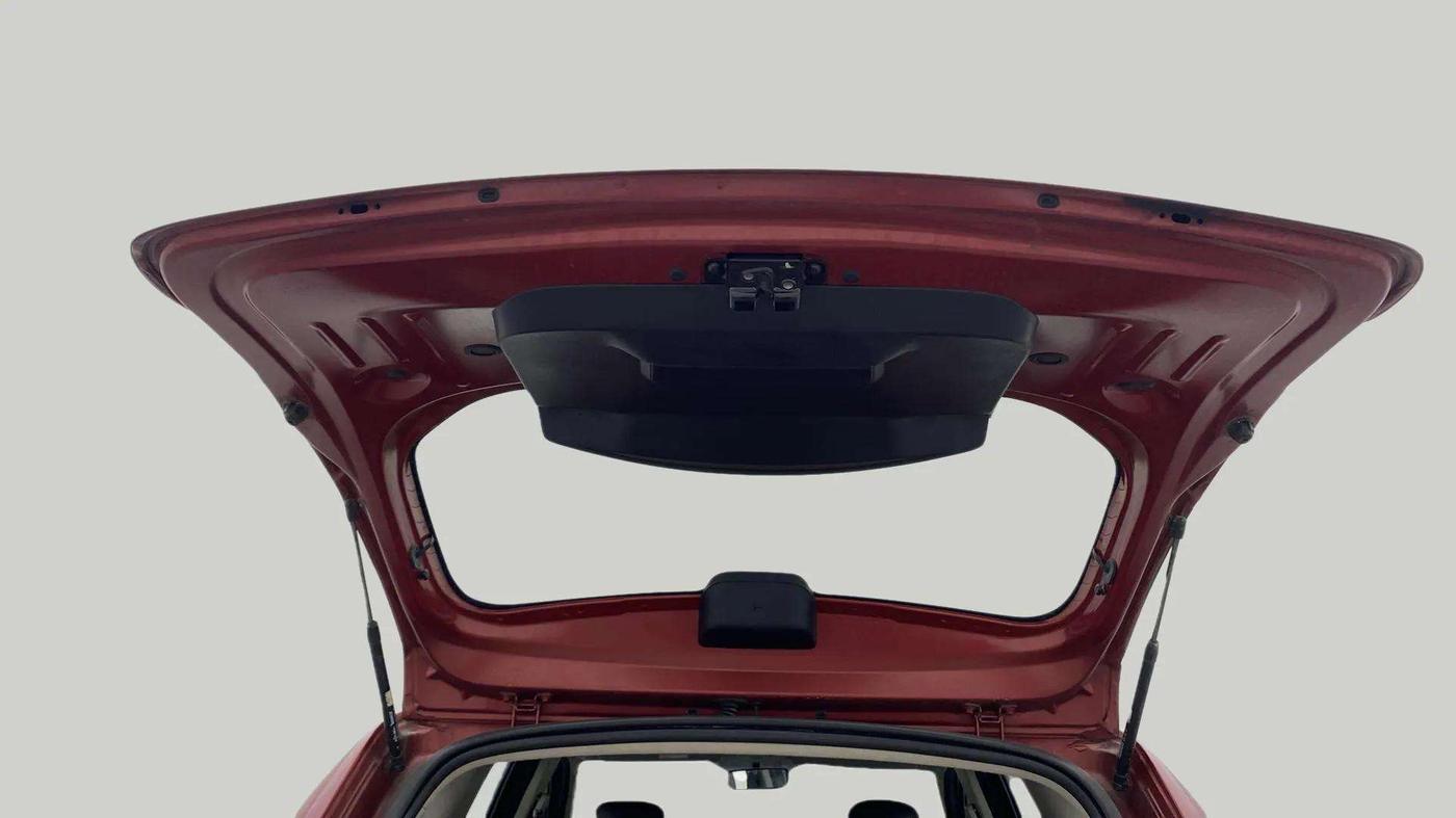 2018 Renault Duster RXS CVT, Petrol, Automatic, 71,315 km, Boot Door Open
