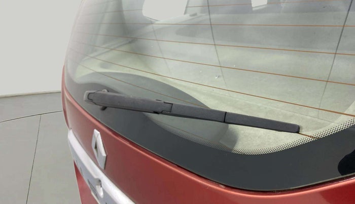 2018 Renault Duster RXS CVT, Petrol, Automatic, 71,214 km, Rear Wiper