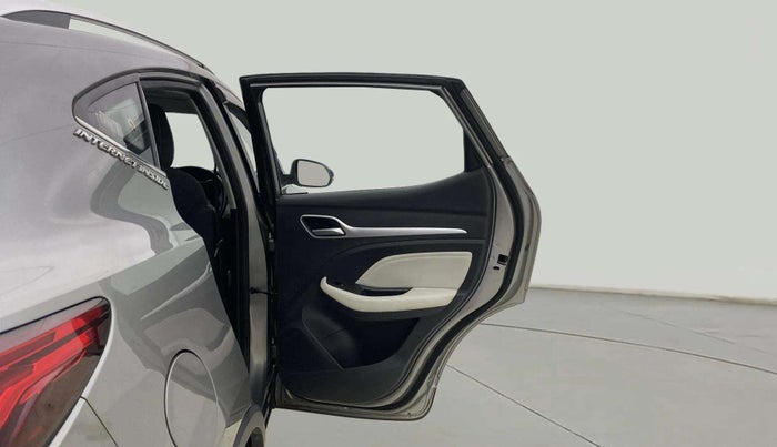2023 MG ASTOR SMART 1.5 MT, Petrol, Manual, 21,778 km, RHS Rear Door