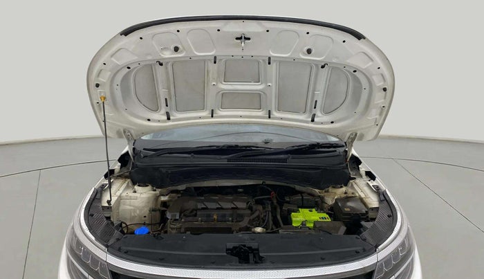 2020 KIA SELTOS HTX IVT 1.5 PETROL, Petrol, Automatic, 1,17,814 km, Front Windshield