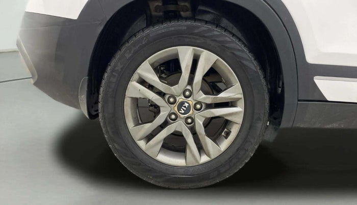 2020 KIA SELTOS HTX IVT 1.5 PETROL, Petrol, Automatic, 1,17,814 km, Right Rear Wheel