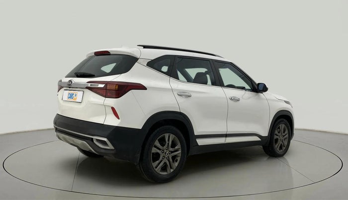 2020 KIA SELTOS HTX IVT 1.5 PETROL, Petrol, Automatic, 1,17,814 km, Right Back Diagonal