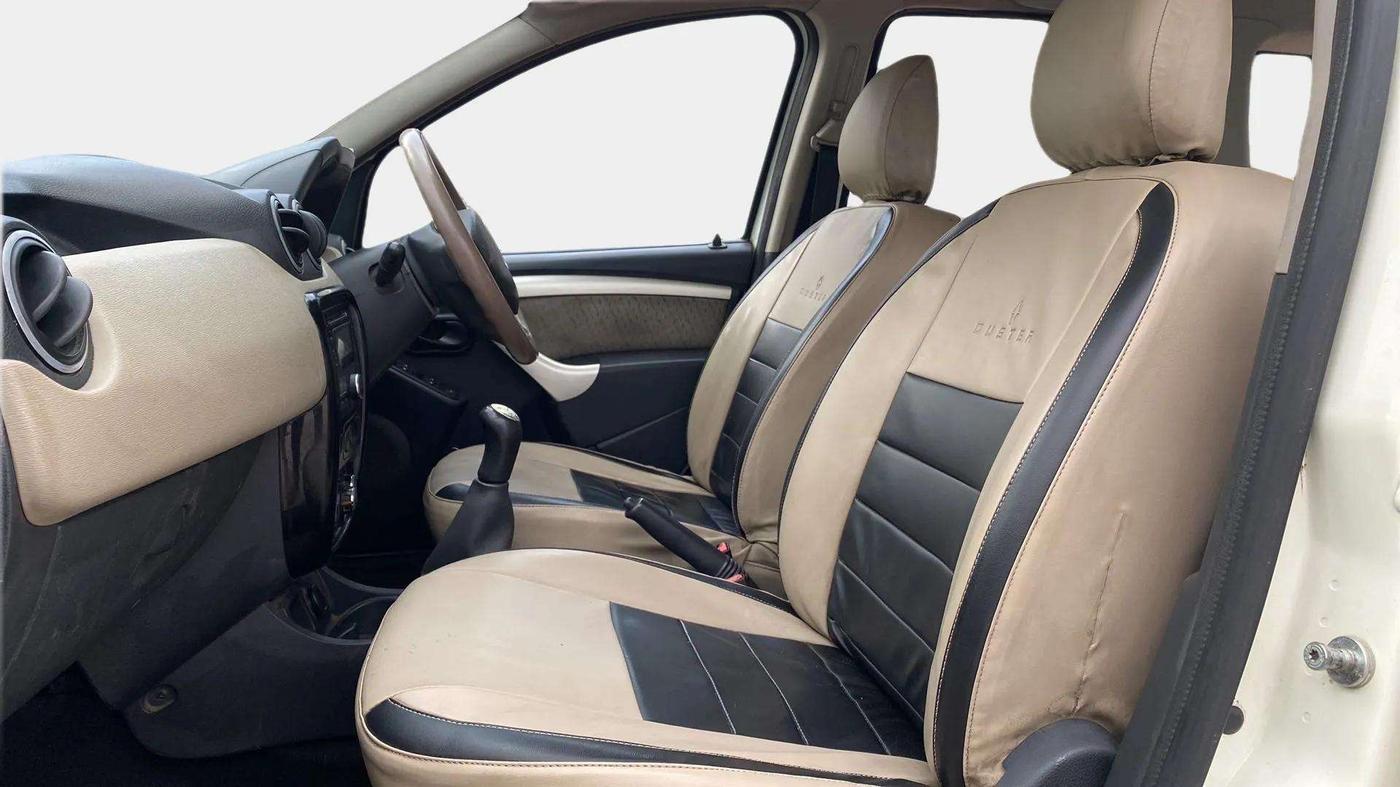 2014 Renault Duster 85 PS RXL DIESEL, Diesel, Manual, 95,548 km, Right Side Front Door Cabin