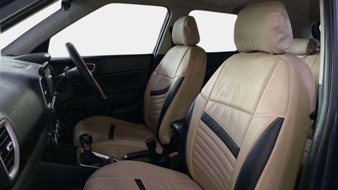 2020 Hyundai VENUE SX PLUS 1.0 TURBO DCT, Petrol, Automatic, 38,579 km, Right Side Front Door Cabin