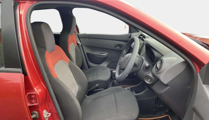2016 Renault Kwid RXT 1.0, Petrol, Manual, 25,766 km, Right Side Front Door Cabin