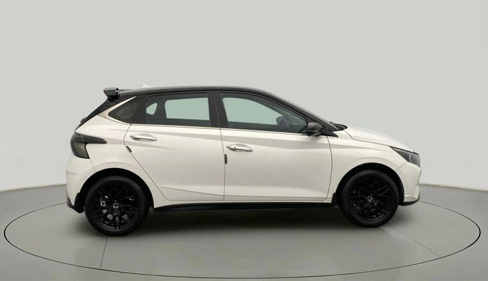 2023 Hyundai NEW I20 ASTA 1.2 MT, Petrol, Manual, 25,860 km, Right Side View