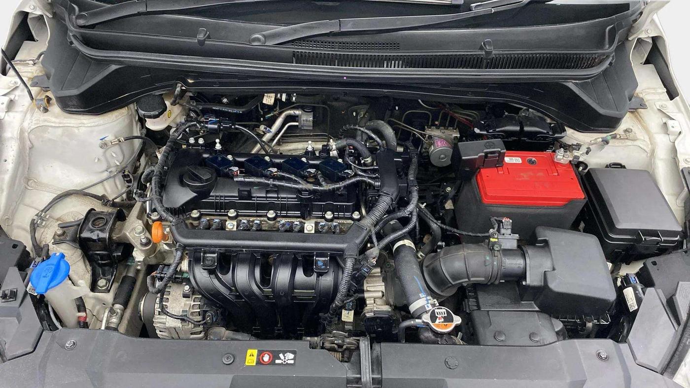 2023 Hyundai NEW I20 ASTA 1.2 MT, Petrol, Manual, 25,860 km, Engine View