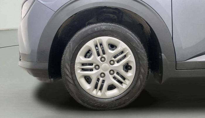 2023 KIA CARENS PRESTIGE 1.5 PETROL 7 STR, Petrol, Manual, 35,036 km, Left Front Wheel