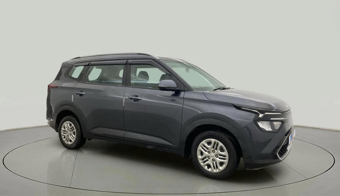 2023 KIA CARENS PRESTIGE 1.5 PETROL 7 STR, Petrol, Manual, 35,036 km, Right Front Diagonal