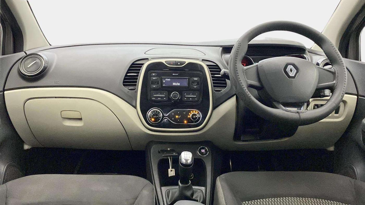 2018 Renault Captur RXE PETROL, Petrol, Manual, 62,461 km, Dashboard