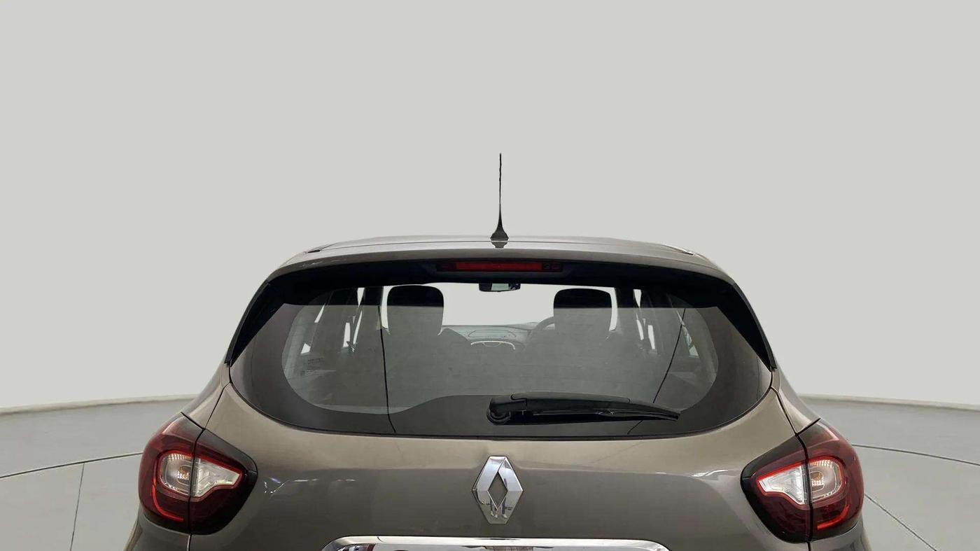 2018 Renault Captur RXE PETROL, Petrol, Manual, 62,461 km, Rear Windshield