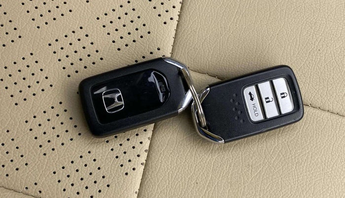 2021 Honda City 1.5L I-VTEC VX, Petrol, Manual, 21,178 km, Key Close Up